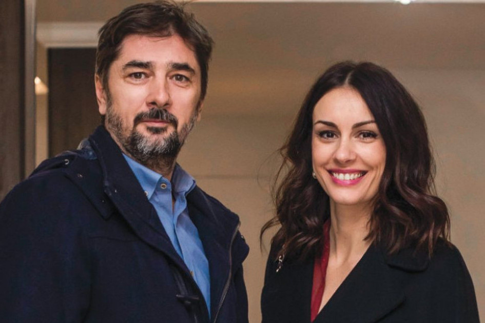 Neviđena lepotica! Mila Ćetković je slika i prilika oca Vojina, a tek da vidite čime se bavi (FOTO) Neviđena lepotica! Mila Ćetković je slika i prilika oca Vojina, a tek da vidite čime se bavi (FOTO)