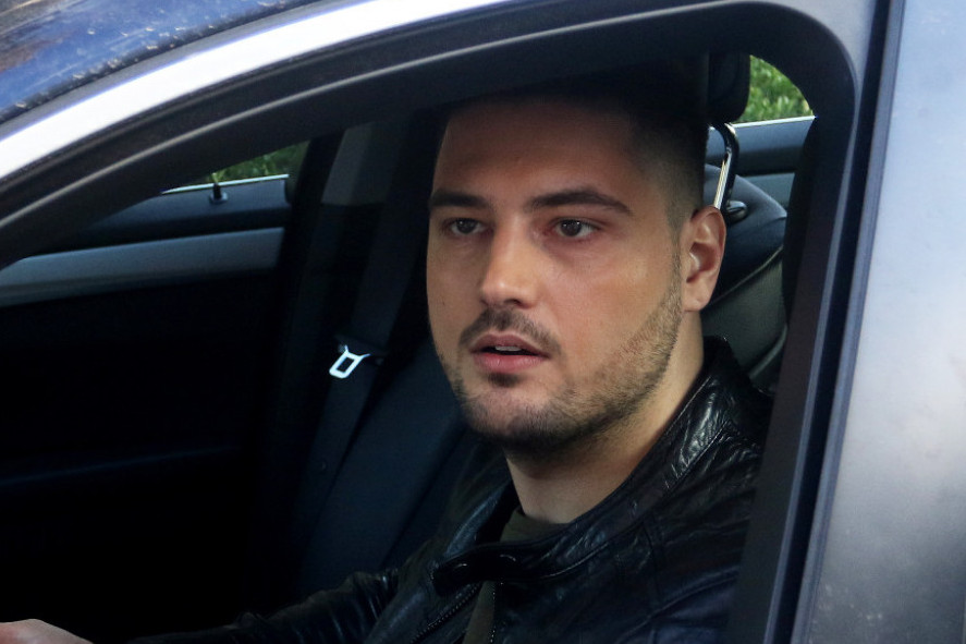 Jedna osoba joj je punila glavu: Ljuba Perućica otkrio zašto se posvađao sa Aleksandrom Jedna osoba joj je punila glavu: Ljuba Perućica otkrio zašto se posvađao sa Aleksandrom