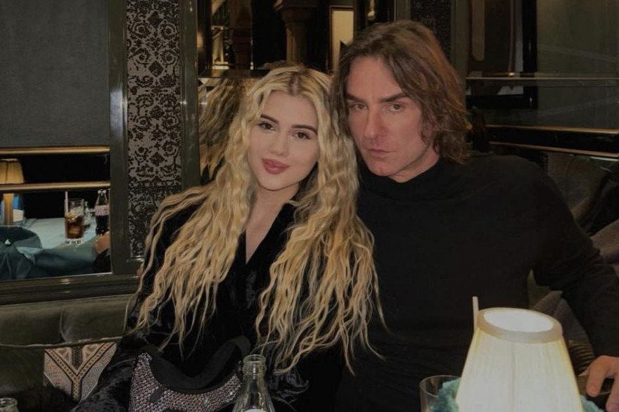 O rođendanskoj zabavi Kristine Mitrović svi pričaju, a tek da vidite te poklone: Samo jedan košta 35.000 evra O rođendanskoj zabavi Kristine Mitrović svi pričaju, a tek da vidite te poklone: Samo jedan košta 35.000 evra