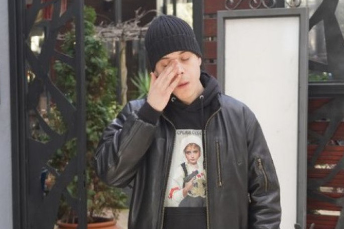 Još jedan dokaz da je pukla tikva! Devojka Pavla Mensura skinula verenički prsten - Porodica u šoku Još jedan dokaz da je pukla tikva! Devojka Pavla Mensura skinula verenički prsten - Porodica u šoku