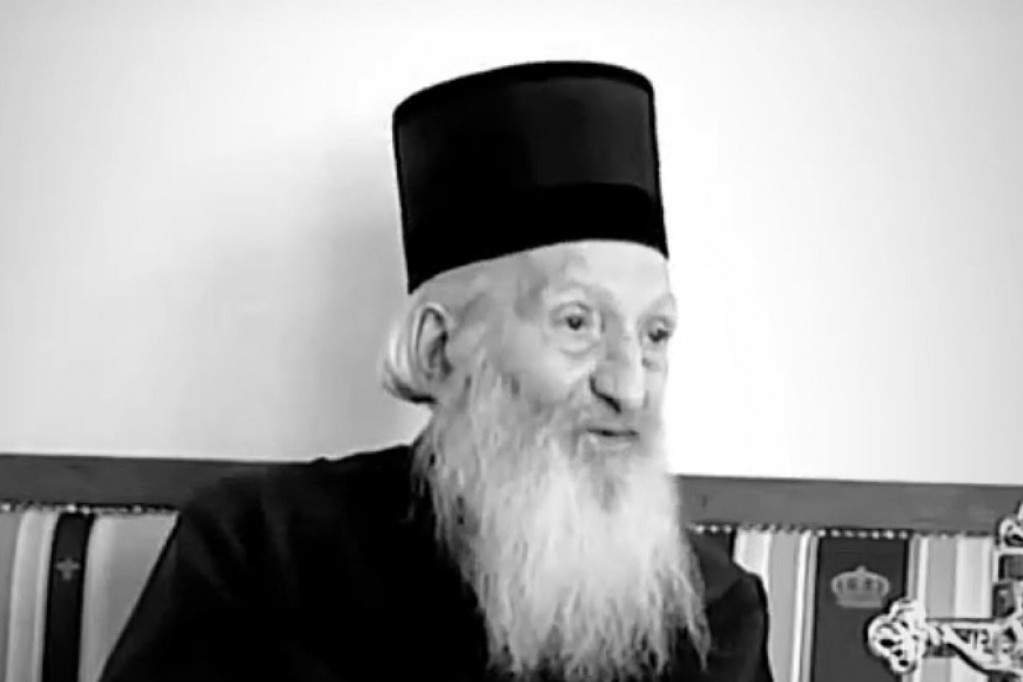 Prvi put u medijima unuka patrijarha Pavla! Otkrila  nepoznate detalje o dedi (FOTO) Prvi put u medijima unuka patrijarha Pavla! Otkrila  nepoznate detalje o dedi (FOTO)