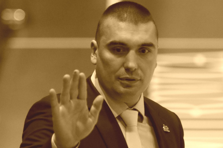 10 dana nakon Dejanove sahrane, otišao je i on: Porodicu Milojević zadesila još jedna tragedija 10 dana nakon Dejanove sahrane, otišao je i on: Porodicu Milojević zadesila još jedna tragedija