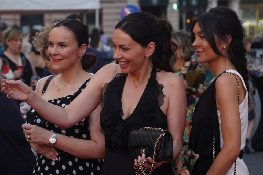 Majkino prvenče, majkina sreća najveća: Slavlje u porodici Mićalović, Sloboda morala da se oglasi Majkino prvenče, majkina sreća najveća: Slavlje u porodici Mićalović, Sloboda morala da se oglasi