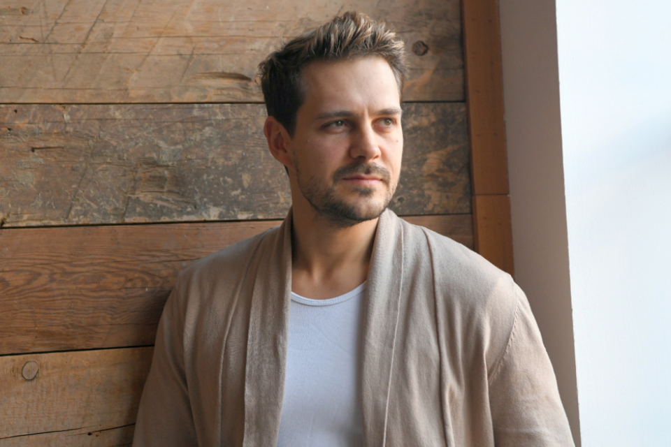 Niže uloge, uživa u očinstvu, a sada  i ovo: Veliki korak Miloša Bikovića, svi mu čestitaju Niže uloge, uživa u očinstvu, a sada  i ovo: Veliki korak Miloša Bikovića, svi mu čestitaju