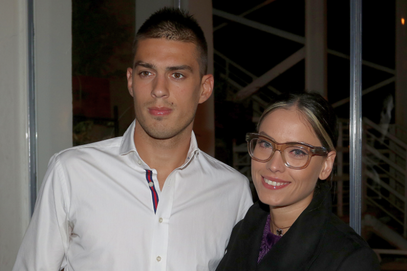 Najveća ljubav Mirke Vasiljević pre Vujadina bio je OVAJ FRAJER: Znaju ga kao sina "srpskog Eskobara" Najveća ljubav Mirke Vasiljević pre Vujadina bio je OVAJ FRAJER: Znaju ga kao sina "srpskog Eskobara"