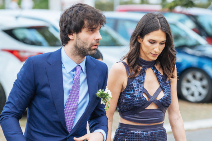 Pričalo se o njihovom razvodu, a Jelisaveta i Miloš Teodosić u najstrožoj tajnosti stali pred oltar Pričalo se o njihovom razvodu, a Jelisaveta i Miloš Teodosić u najstrožoj tajnosti stali pred oltar