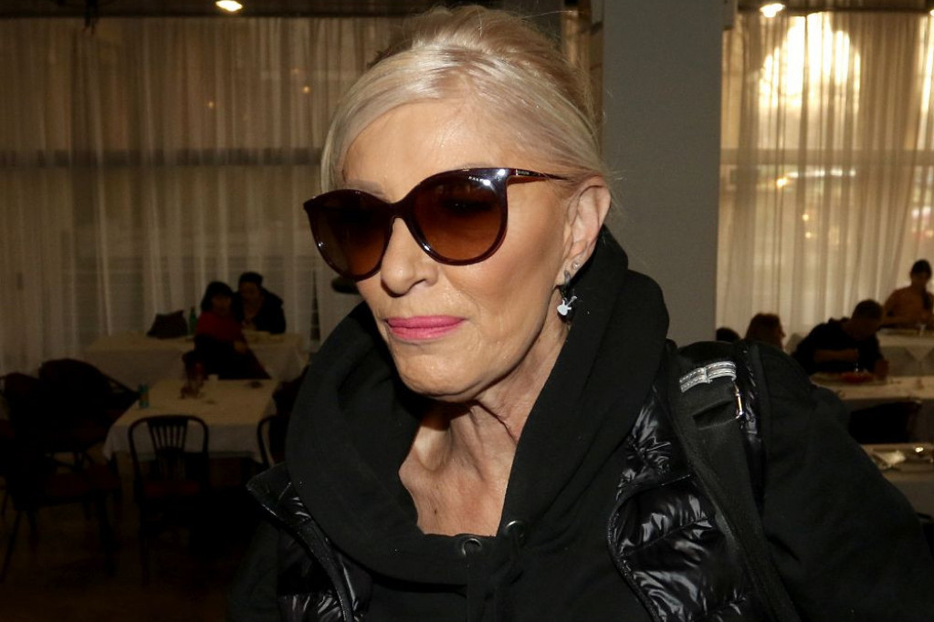 Cakana potvrdila tužne vesti: Istina je, preminula je Cakana potvrdila tužne vesti: Istina je, preminula je