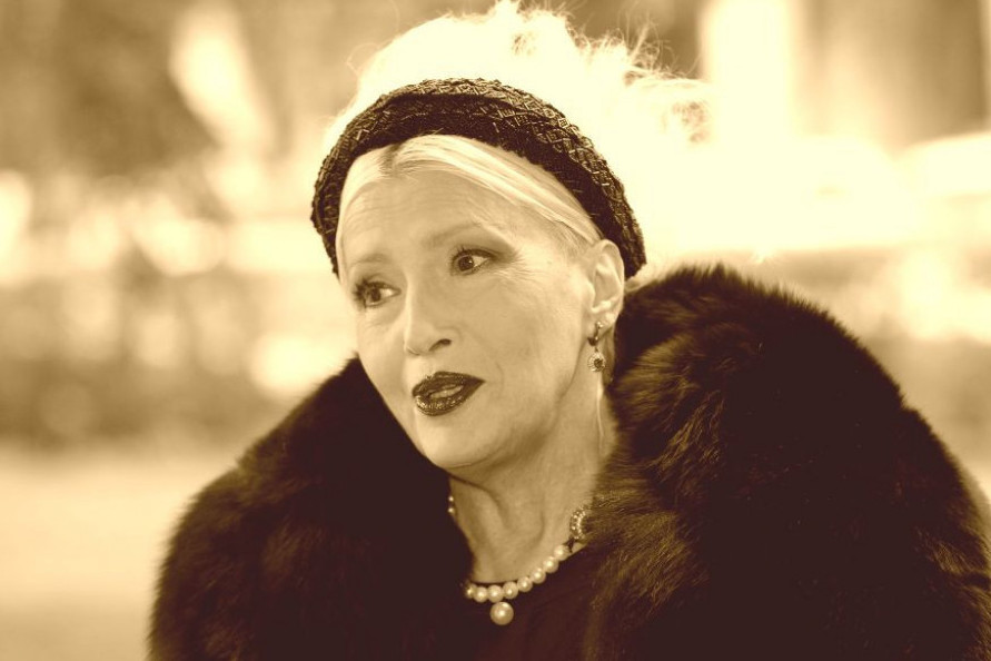 Slađana Milošević preminula posle 2 godine borbe sa teškom bolešću koja je i mnogim lekarima nepoznanica Slađana Milošević preminula posle 2 godine borbe sa teškom bolešću koja je i mnogim lekarima nepoznanica