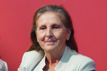 Olga Odanović juče je proslavila rođendan, a danas ima važniji povod za slavlje: Mnogo sam srećna! Olga Odanović juče je proslavila rođendan, a danas ima važniji povod za slavlje: Mnogo sam srećna!