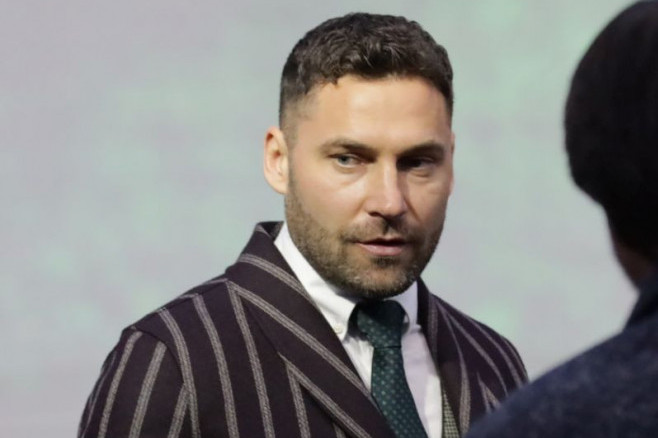 Ni Beograd ni Istanbul: Evo gde je i sa kim Duško Tošić, lokacija će vas iznenaditi Ni Beograd ni Istanbul: Evo gde je i sa kim Duško Tošić, lokacija će vas iznenaditi