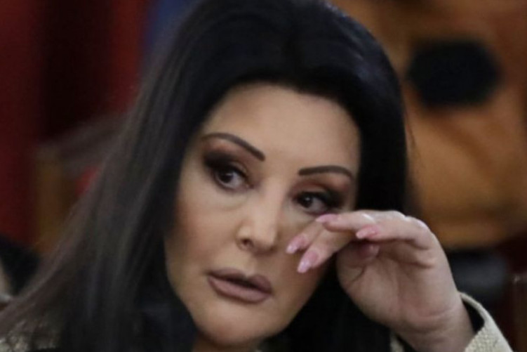 Dragana nije ni pomišljala da će od Tonija doživeti OVO: Čime je to zaslužila, gotovo da je u nesvest pala kada je videla Dragana nije ni pomišljala da će od Tonija doživeti OVO: Čime je to zaslužila, gotovo da je u nesvest pala kada je videla