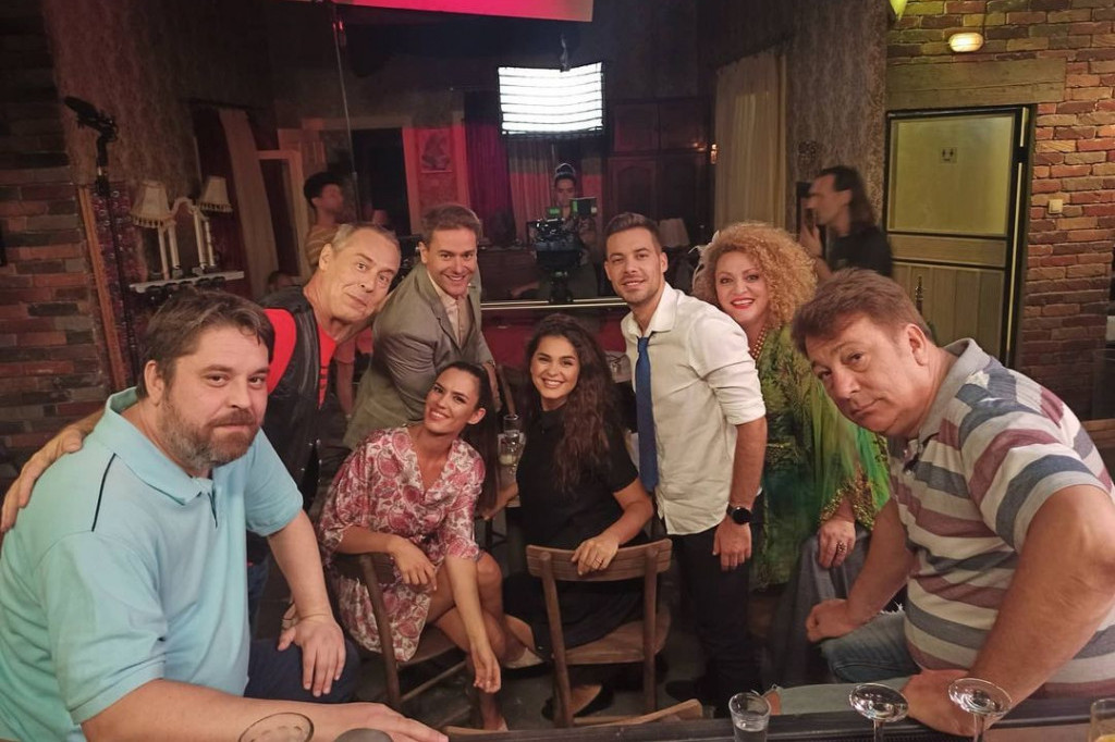 Smeđa i tankih usana: Glumica iz Igre sudbine na početku karijere bila druga žena, možete li da je prepoznate? Smeđa i tankih usana: Glumica iz Igre sudbine na početku karijere bila druga žena, možete li da je prepoznate?