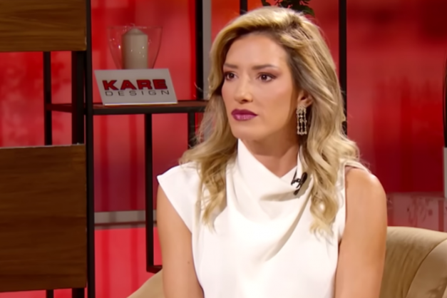 Sine, pitaću te nešto: Jovana Joksimović od Koste dobila odgovor od koga se još uvek nije oporavila