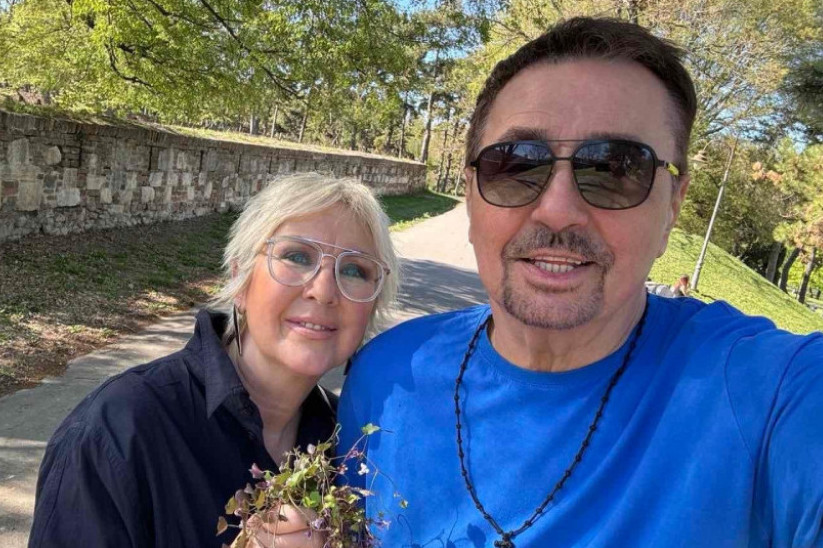 Keba i Olja slave! Nisu očekivali da će sin Igor posle svega da im priredi ovakvo iznenađenje(FOTO) Keba i Olja slave! Nisu očekivali da će sin Igor posle svega da im priredi ovakvo iznenađenje(FOTO)