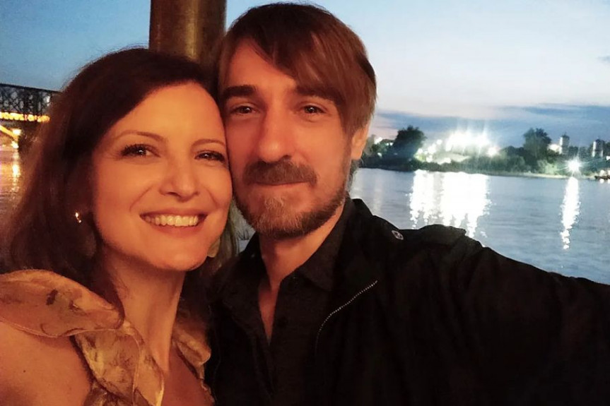 Vreme je za slavlje! Lepe vesti stižu iz doma Jelene Stupljanin i Bojana Dimitrijevića (FOTO) Vreme je za slavlje! Lepe vesti stižu iz doma Jelene Stupljanin i Bojana Dimitrijevića (FOTO)