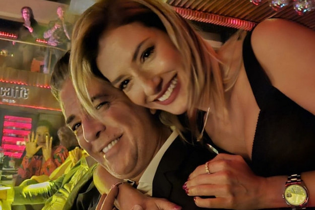Mina Joksimović otvorila vrata Željkove i Jovanine vile: Sad je jasno zašto košta 2,5 miliona (FOTO) Mina Joksimović otvorila vrata Željkove i Jovanine vile: Sad je jasno zašto košta 2,5 miliona (FOTO)