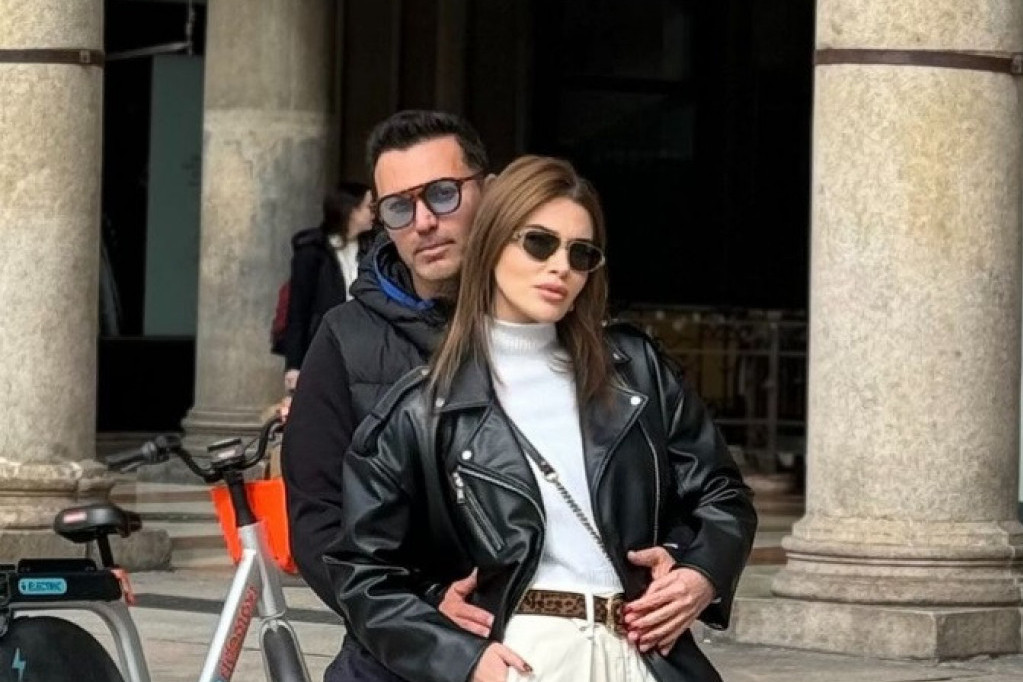 U dom Mustafe i Melis Sandal stigao dečak! Sve se dogodilo u strogoj tajnosti, ni sinovi Emine Jahović ništa nisu znali (FOTO) U dom Mustafe i Melis Sandal stigao dečak! Sve se dogodilo u strogoj tajnosti, ni sinovi Emine Jahović ništa nisu znali (FOTO)