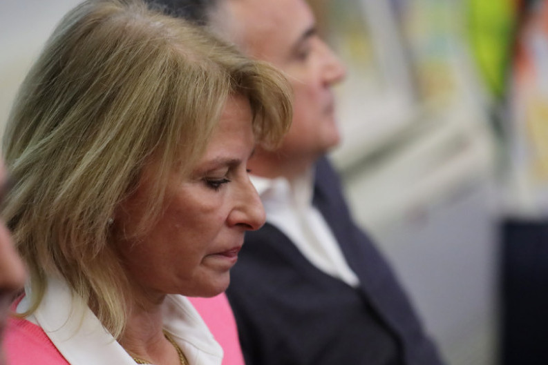 Gledam kako Novak pati, molim se za njega svakog dana: Dijana Đoković otkrila kroz šta prolazi njen sin Gledam kako Novak pati, molim se za njega svakog dana: Dijana Đoković otkrila kroz šta prolazi njen sin