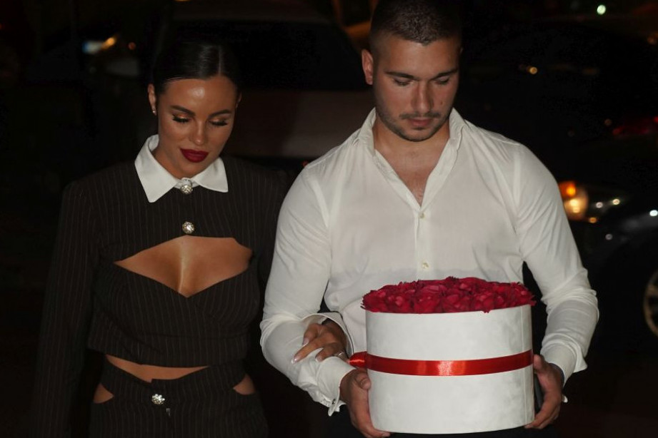 I pre Šijana ljubila sina pevačice: Bivšeg dečka Bojane Rodić svi znate, majka mu je najveća zvezda na Balkanu I pre Šijana ljubila sina pevačice: Bivšeg dečka Bojane Rodić svi znate, majka mu je najveća zvezda na Balkanu