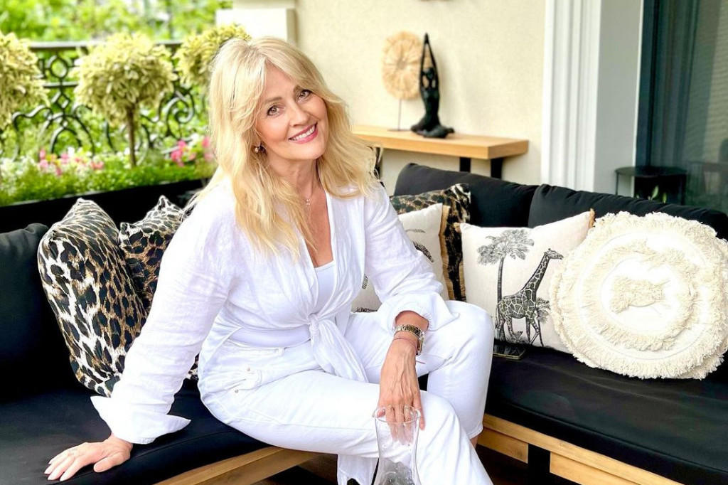 Kolač Slavice Rokvić od čokolade obožava cela njena porodica: Sprema se brzo i za malo novca, ovo je recept koji će vas oduševiti Kolač Slavice Rokvić od čokolade obožava cela njena porodica: Sprema se brzo i za malo novca, ovo je recept koji će vas oduševiti