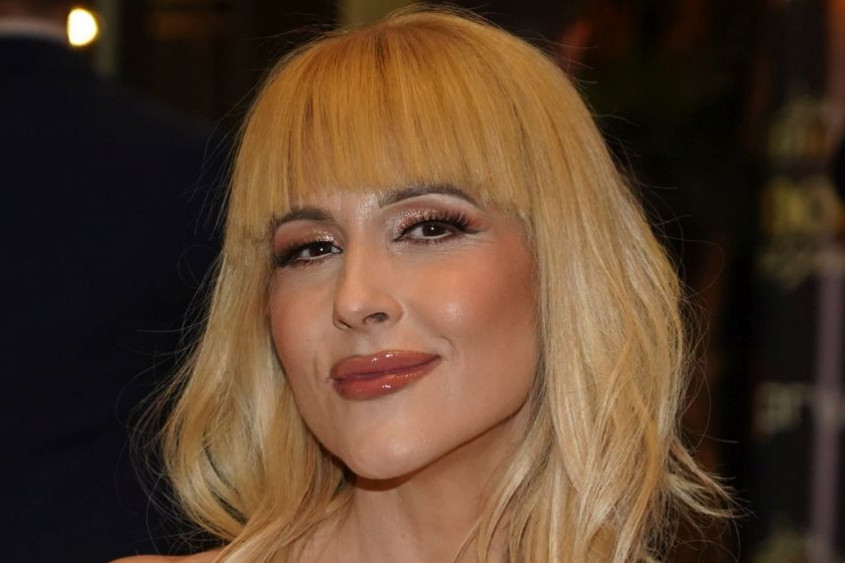 Zdrav, a osvaja i mirisom i ukusom: Recept za ručak Ive Štrljić odličan izbor ako ste u škripcu sa vremenom Zdrav, a osvaja i mirisom i ukusom: Recept za ručak Ive Štrljić odličan izbor ako ste u škripcu sa vremenom