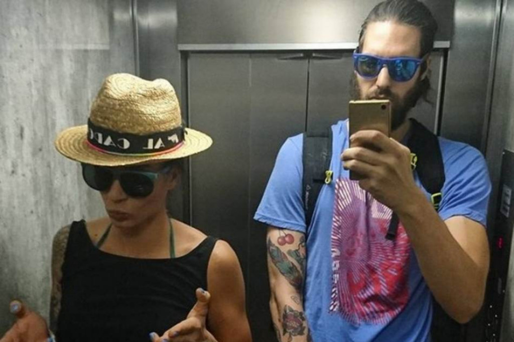 Najzgodnija sportistkinja u Srbiji obožava Nemanju i tetovaže: Nećete verovati kako danas živi poznati košarkaški par (FOTO) Najzgodnija sportistkinja u Srbiji obožava Nemanju i tetovaže: Nećete verovati kako danas živi poznati košarkaški par (FOTO)
