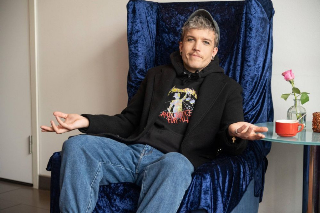 Kladionice kažu da je Hrvatska favorit: Uz Bejbi Lazanju je i ova misteriozna lepotica Kladionice kažu da je Hrvatska favorit: Uz Bejbi Lazanju je i ova misteriozna lepotica