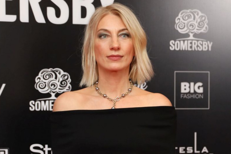 Teška porodična priča: Ko je maćeha Ane Stanić, zašto je nije prihvatila  (FOTO) Teška porodična priča: Ko je maćeha Ane Stanić, zašto je nije prihvatila  (FOTO)