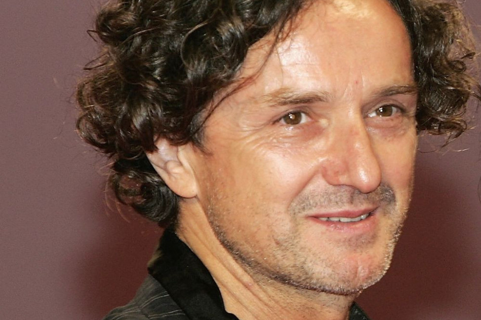 Pred njenom lepotom ljudi su ostajali nemi: Ovako je supruga Gorana Bregovića izgledala u mladosti (FOTO) Pred njenom lepotom ljudi su ostajali nemi: Ovako je supruga Gorana Bregovića izgledala u mladosti (FOTO)