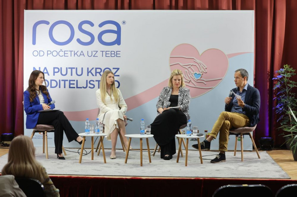 Karavan „Na putu kroz roditeljstvo“ dolazi u Jagodinu Karavan „Na putu kroz roditeljstvo“ dolazi u Jagodinu