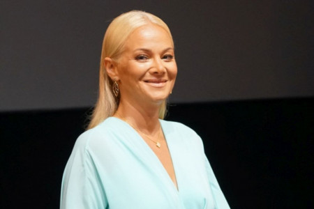Sanela, Marina, a tek Goca: Dame porodice Šaulić zablistale na promocili Ildinog spota (FOTO)