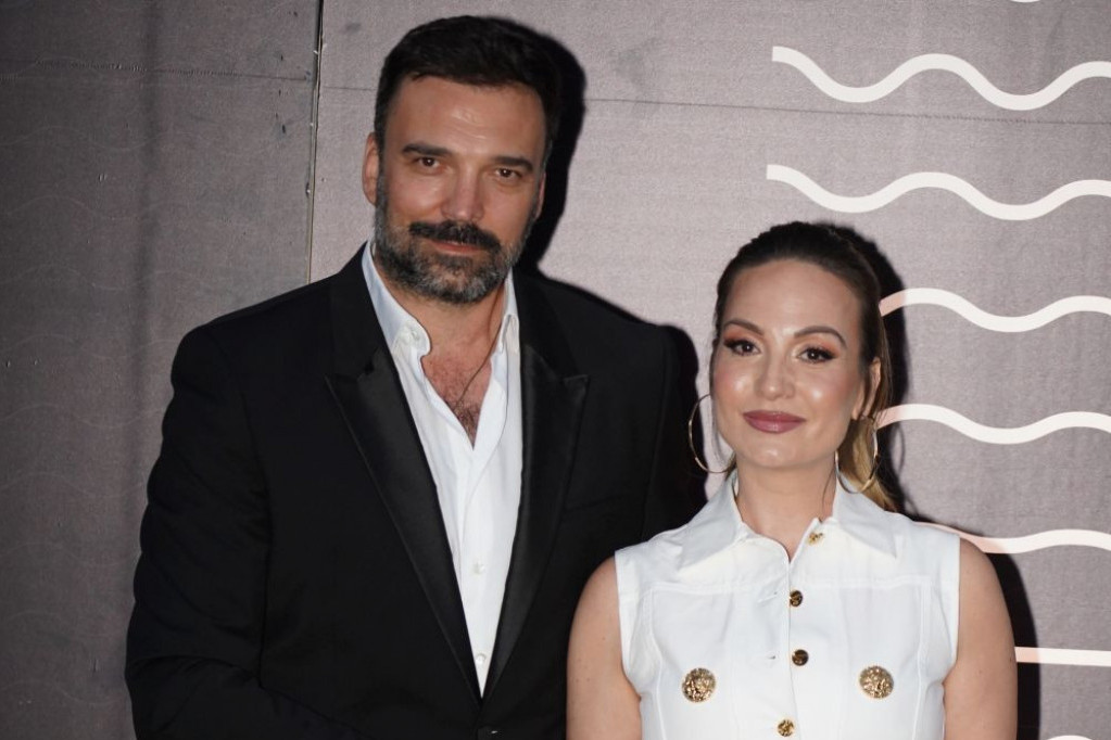 Danas je Velika Gospojina: Jelena i Ivan ovaj praznik obeležavaju dva puta godišnje, iz dva razloga Danas je Velika Gospojina: Jelena i Ivan ovaj praznik obeležavaju dva puta godišnje, iz dva razloga