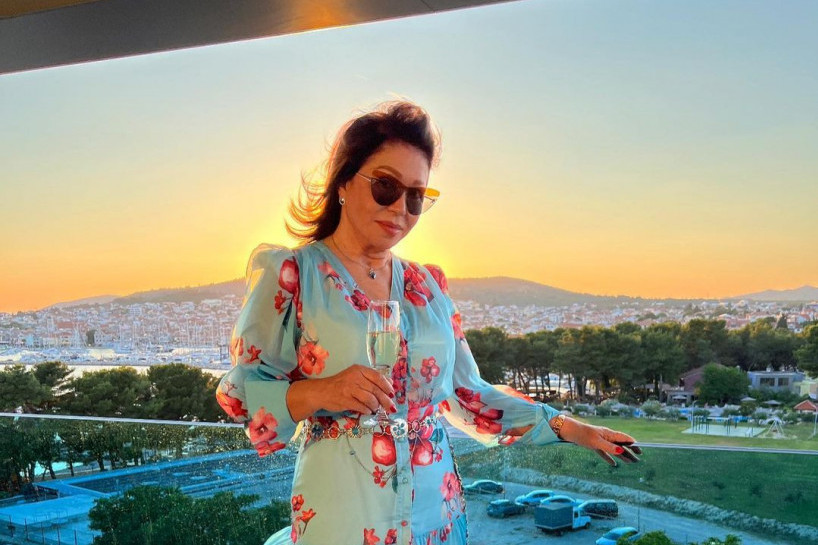 Unuke Nede Ukraden još malo pa njene visine: Da li je moguće da su toliko porasle (FOTO) Unuke Nede Ukraden još malo pa njene visine: Da li je moguće da su toliko porasle (FOTO)