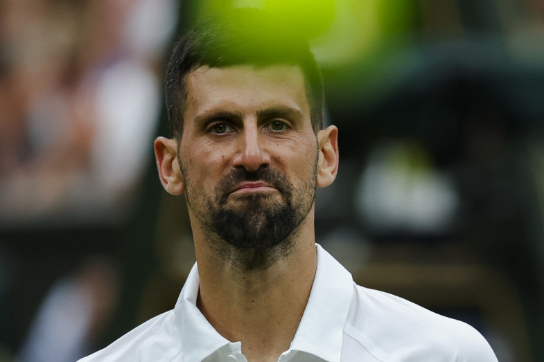 Neću spomenuti da smo bili ljubavnici! Posle toliko godina Novak otvorio karte: Jelena ovo nije očekivala da će uraditi (FOTO) Neću spomenuti da smo bili ljubavnici! Posle toliko godina Novak otvorio karte: Jelena ovo nije očekivala da će uraditi (FOTO)