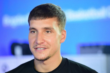 Bogdan je ponos Srbije, a ovo o njemu niste znali: U horoskopu je Lav, da nije košarkaš, bio bi fudbaler, a najviše voli da jede... Bogdan je ponos Srbije, a ovo o njemu niste znali: U horoskopu je Lav, da nije košarkaš, bio bi fudbaler, a najviše voli da jede...