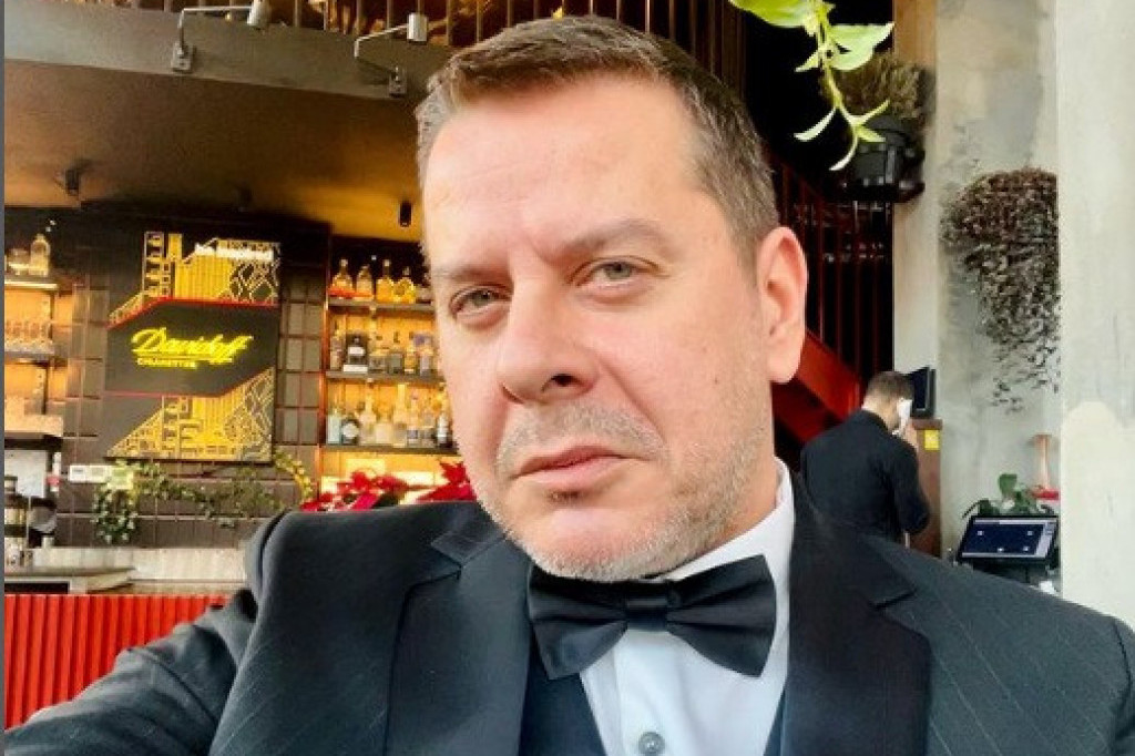 Ni ćerke ni supruga Milica, ONA je sada u životu Vlada Georgieva: Izgleda kao milion dolara i nosi italijansko ime(FOTO) Ni ćerke ni supruga Milica, ONA je sada u životu Vlada Georgieva: Izgleda kao milion dolara i nosi italijansko ime(FOTO)