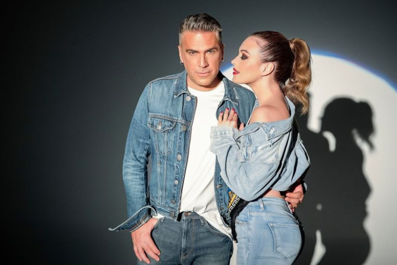 ELA - HIT OVOG LETA: Joksimović snimio pesmu na čak dva jezika, a tek da vidite ko se pojavljuje u spotu ELA - HIT OVOG LETA: Joksimović snimio pesmu na čak dva jezika, a tek da vidite ko se pojavljuje u spotu