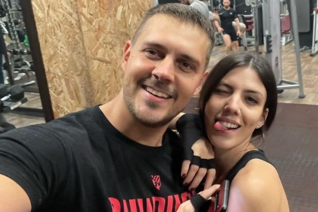 Taman što je sinu obeležio šest meseci, Biković doneo odluku da ode: Porodica uzdrmana Taman što je sinu obeležio šest meseci, Biković doneo odluku da ode: Porodica uzdrmana