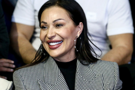 Ni mantil, ni kaput: Ovo je omiljena jakna Cece Ražnatović za prelazni period FOTO