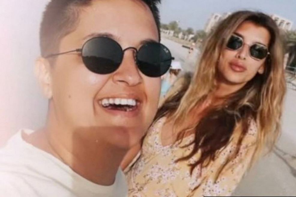 Nakon nagađanja o tajnoj romansi Marija Šerifović i Jovana Pajić objavile divne vesti: Prezime se briše (FOTO) Nakon nagađanja o tajnoj romansi Marija Šerifović i Jovana Pajić objavile divne vesti: Prezime se briše (FOTO)