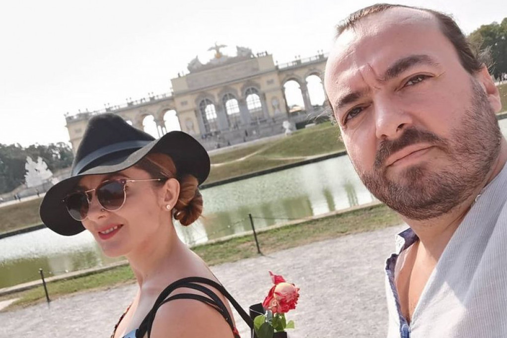 Nenad Okanović i supruga sinove ostavili kod kuće pa otputovali u zemlju poznatu po stradanjima (FOTO) Nenad Okanović i supruga sinove ostavili kod kuće pa otputovali u zemlju poznatu po stradanjima (FOTO)