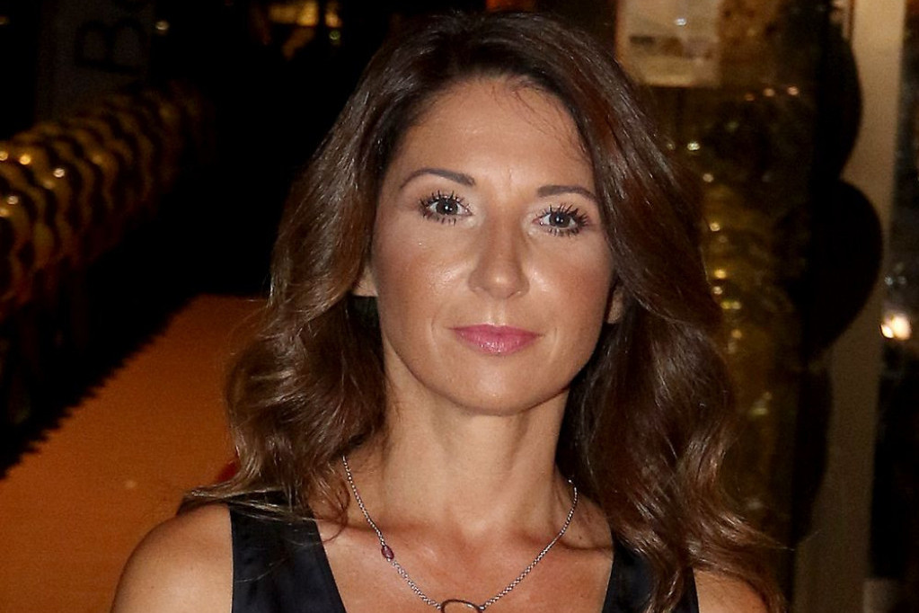 Šokantno otkriće! Sanja Marinković se čak tri puta razvela: Ovo su detalji Šokantno otkriće! Sanja Marinković se čak tri puta razvela: Ovo su detalji