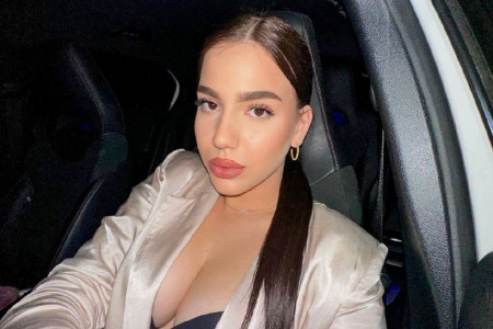 Zbog kritične dužine ne stoji svima dobro: Bunda Une Čolić može učiniti da izgledate kao da imate višak Zbog kritične dužine ne stoji svima dobro: Bunda Une Čolić može učiniti da izgledate kao da imate višak