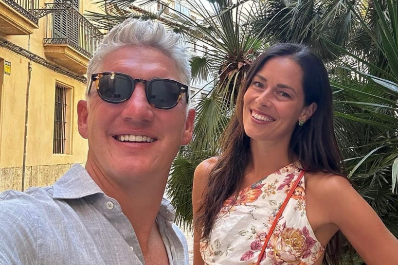 Letnja rezidencija Ane i Bastijana vredna 15 miliona pravi je raj: Zavirite u vilu na Majorki koju je Ana renovirala po svom ukusu (FOTO) Letnja rezidencija Ane i Bastijana vredna 15 miliona pravi je raj: Zavirite u vilu na Majorki koju je Ana renovirala po svom ukusu (FOTO)