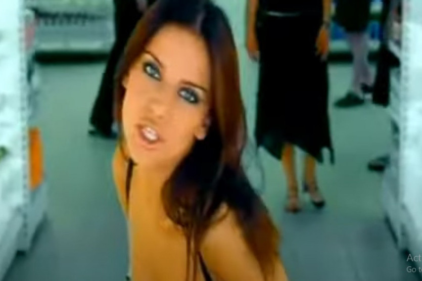 Sećate li se Vesne Pisarović? Nekada vrcava zavodnica, a danas… (FOTO) Sećate li se Vesne Pisarović? Nekada vrcava zavodnica, a danas… (FOTO)