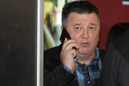 Sve bih dao za tvoj zarazni smeh, toplinu tvoje duše: Žarko Jokanović slomljen