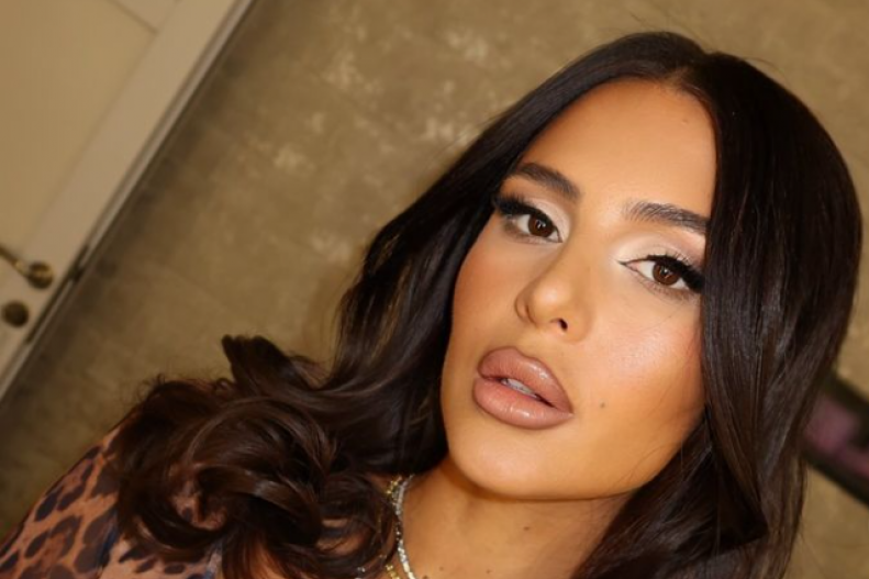 Anastasija pokazala unutrašnjost vile u Sevilji: Napravila je tvrđavu ljubavi FOTO Anastasija pokazala unutrašnjost vile u Sevilji: Napravila je tvrđavu ljubavi FOTO