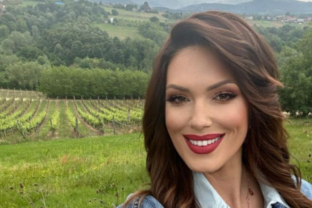 Nina Radulović ima elegatno rešenje: Idealne cipele za žene visoke 180 koje nose obuću 40+
