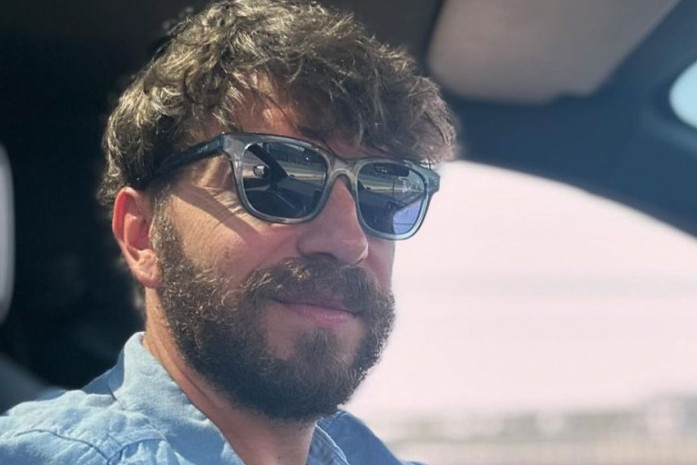 Naš glumac se razveo u tajnosti: Supruga i deca su... Naš glumac se razveo u tajnosti: Supruga i deca su...