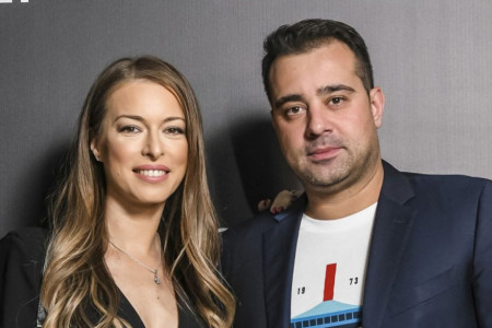 Tašta Stafana Buzurovića je kao devojčica: Danijela je njena kopija (FOTO) Tašta Stafana Buzurovića je kao devojčica: Danijela je njena kopija (FOTO)